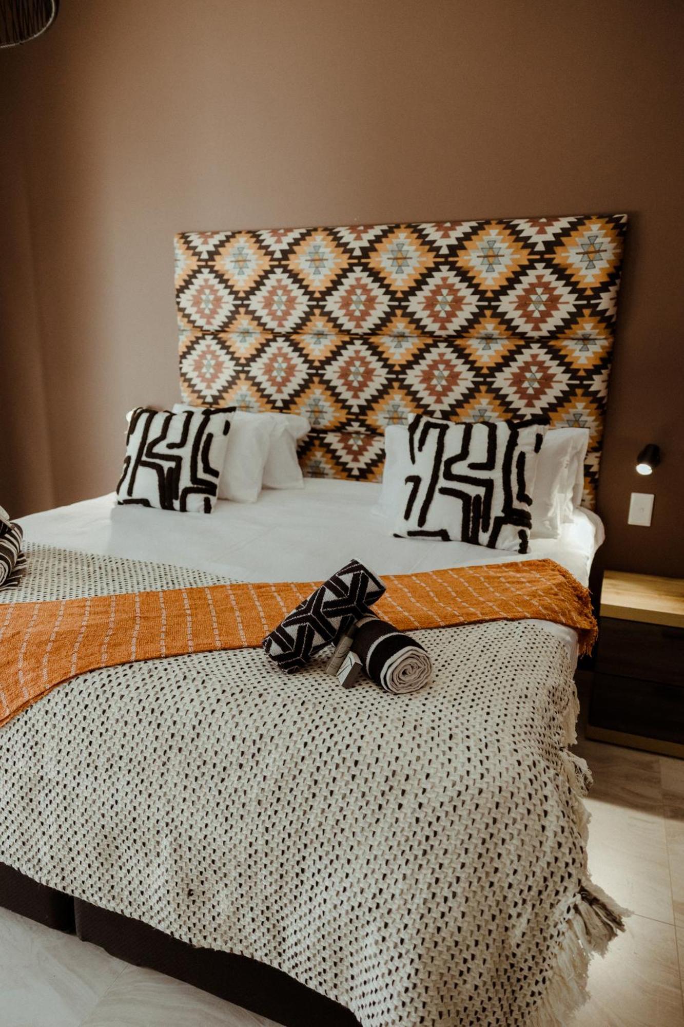 Out Of Africa Town Lodge Otjiwarongo Eksteriør billede